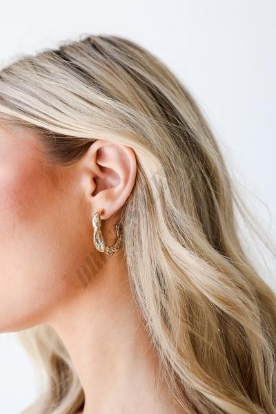 On Discount ● Nina Gold Hammered Hoop Earrings ● Dress Up - -0