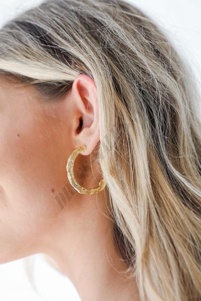 On Discount ● Alice Gold Textured Hoop Earrings ● Dress Up - -1