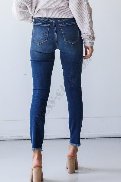 Sierra Distressed Skinny Jeans ● Dress Up Sales - -4