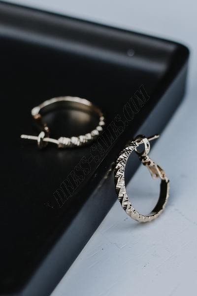 On Discount ● Lily Gold Textured Hoop Earrings ● Dress Up - -1