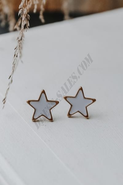On Discount ● Emmie White Star Stud Earrings ● Dress Up - -0