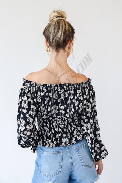On Discount ● Irresistible Floral Off-the-Shoulder Blouse ● Dress Up - -4