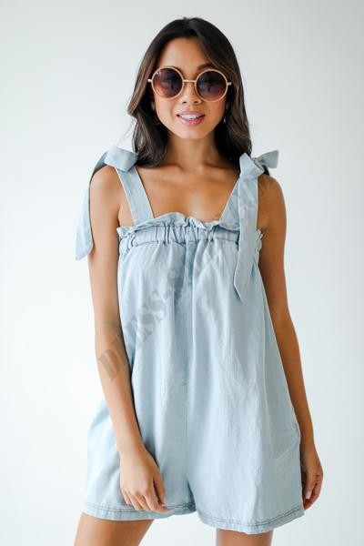 On Discount ● Sweet To Me Denim Romper ● Dress Up - -0