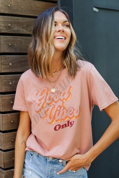 On Discount ● Good Vibes Only Vintage Graphic Tee ● Dress Up - -0