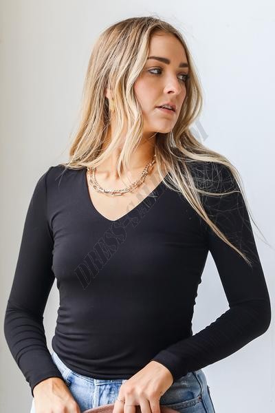 Ashley V-Neck Jersey Knit Top ● Dress Up Sales - -0