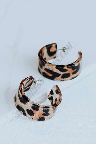 On Discount ● Noelle Leopard Acrylic Hoop Earrings ● Dress Up - -1
