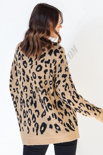 On Discount ● Wild And Cozy Leopard Sweater ● Dress Up - -4