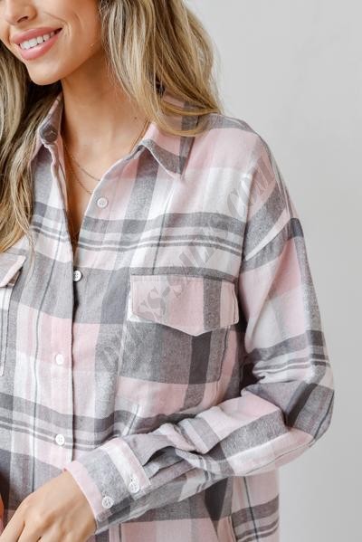 On Discount ● Plaid Times Oversized Flannel ● Dress Up - -3