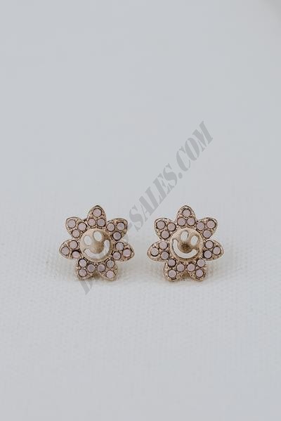 On Discount ● Lily Smiley Face Flower Stud Earrings ● Dress Up - -1