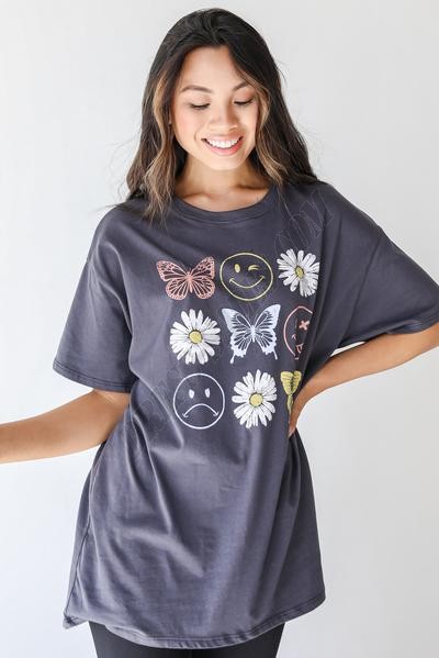 Daisy Dream Graphic Tee ● Dress Up Sales - -6