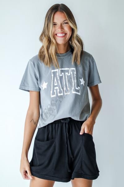 On Discount ● ATL Star Graphic Tee ● Dress Up - On Discount ● ATL Star Graphic Tee ● Dress Up