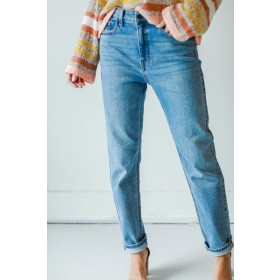 Elena High-Rise Mom Jeans ● Dress Up Sales