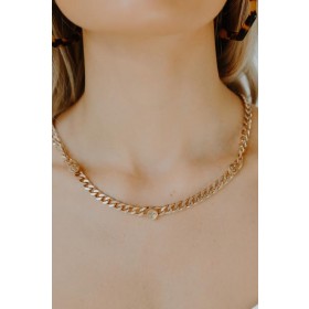 On Discount ● Layla Gold Smiley Face Chain Necklace ● Dress Up